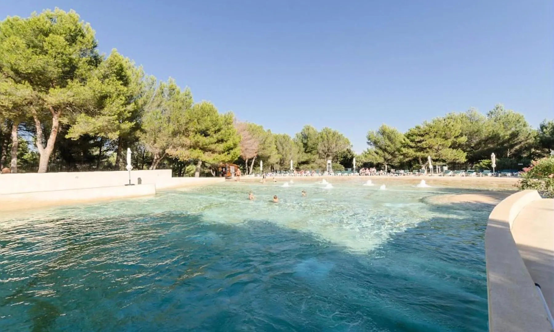 Apartment Village Pont Royal En Provence - Maeva Home - Appartement Climatise 2 Pieces 4 Personnes - Selection Mae-2184 Mallemort